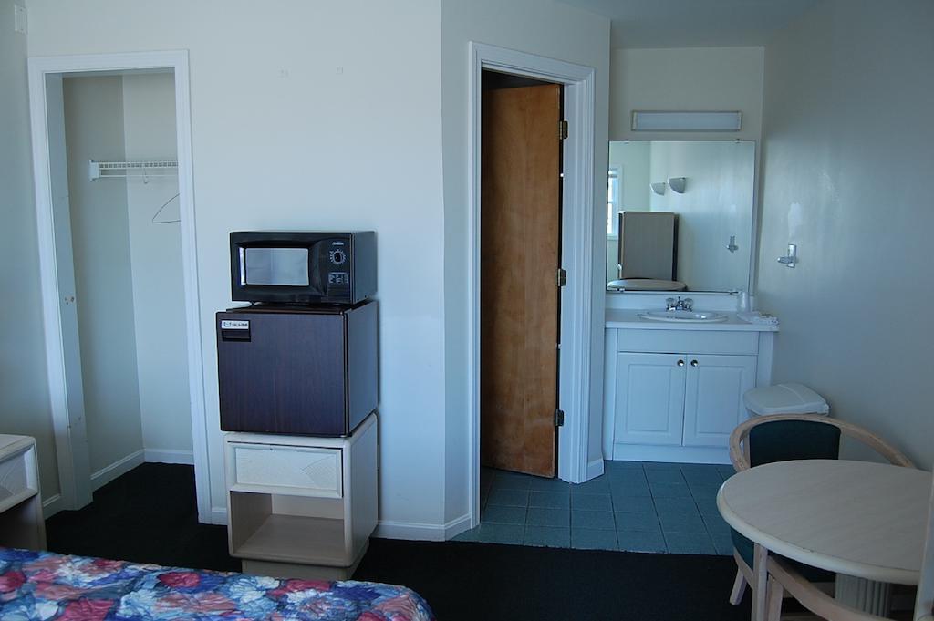 Point 1 Resort & Motel Westerly Eksteriør billede